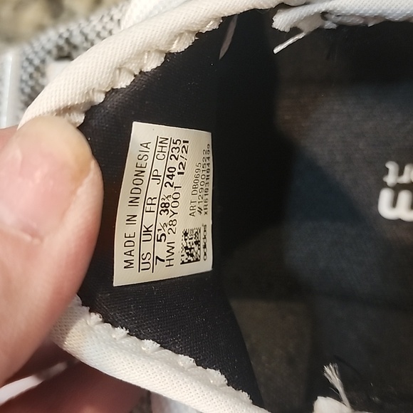 Adidas Comfy Cloud Tennis Shoes - Picture 4 of 7